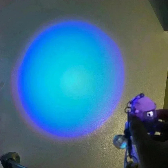 Purple Astronaut Keychain - Picture 8 of 9